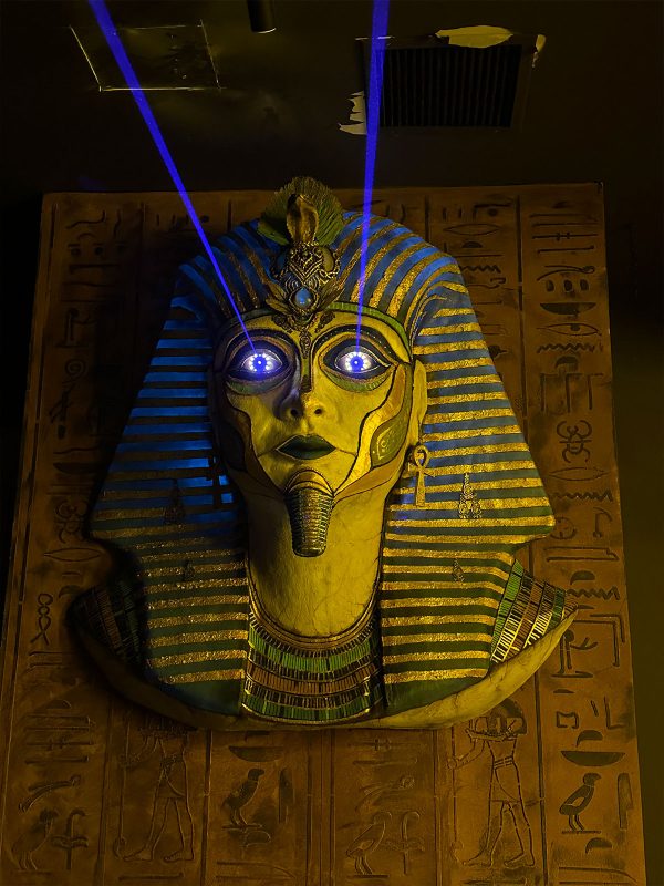 TUTANKHAMUN7978